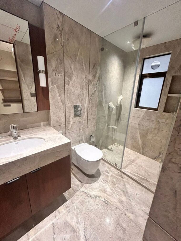 Bathroom, bandra west 3 Bedroom 1228 Sq.Ft. Apartment In Bandra West Mumbai 10705003