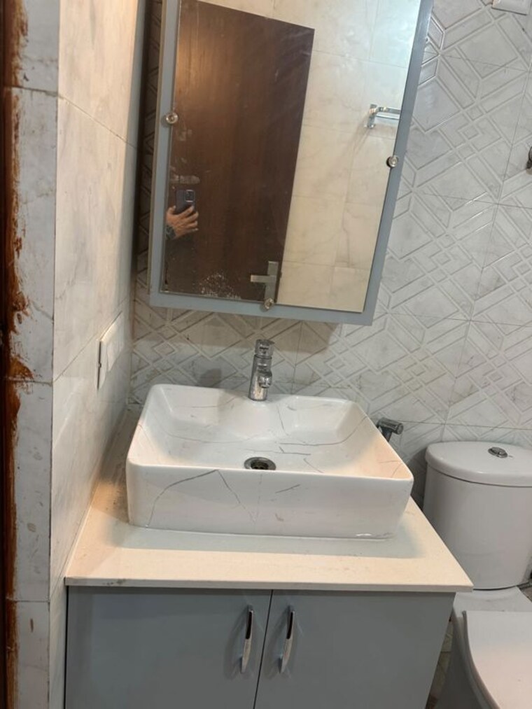 Bathroom, hi-castle 2 Bedroom 1100 Sq.Ft. Apartment In Beta Ii Greater Noida Greater Noida 10705025