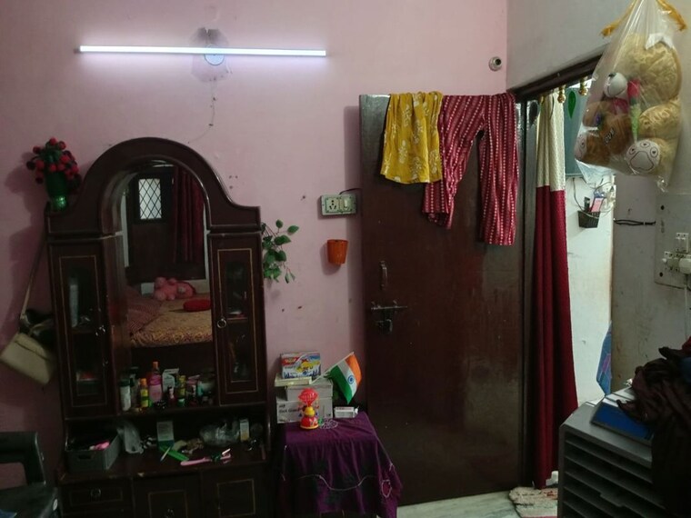 Room, mehrauli 1 Bedroom 450 Sq.Ft. Builder Floor In Mehrauli Delhi 10705040