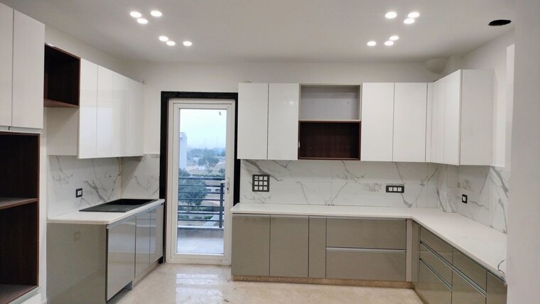 Kitchen, sector 22 4 Bedroom 2100 Sq.Ft. Builder Floor In Sector 22 Gurgaon 10705059