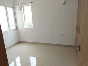 Furnished Amenities in 4 BHK Builder Floor at Sector 21 – for Rent