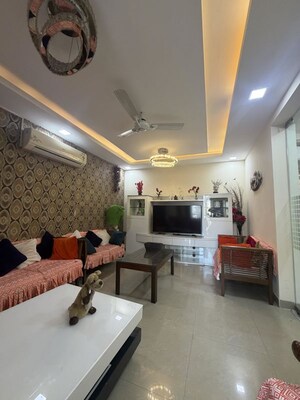 Living Room in 4 BHK Builder Floor at Sector 22 – for Rent