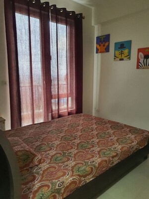 Bedroom in 2 BHK Apartment at Emaar Emerald Estate, Sector 65 – for Rent