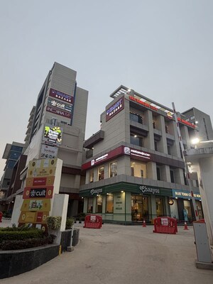  Shop For Rent in V Square Oodles Skywalk, Sector 83