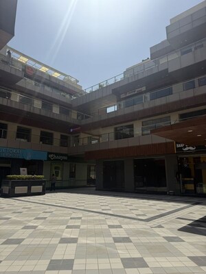  Shop – Exterior View View at V Square Oodles Skywalk, Sector 83 - for Rent
