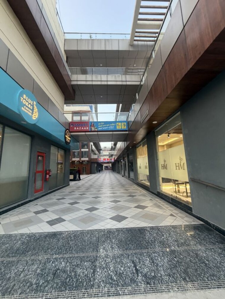 Kitchen, v-square-oodles-skywalk Commercial Shop 300 Sq.Ft. In Sector 83 Gurgaon 10705029