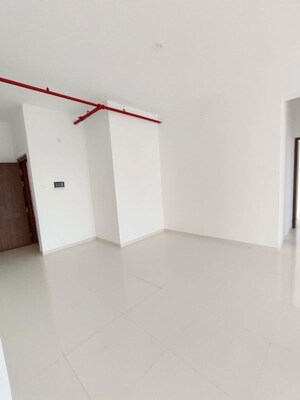 Room in 3 BHK Apartment at Runwal The Central Park, Chinchwad – for Rent