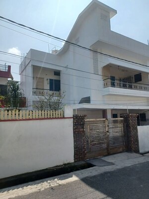 3 BHK Builder Floor – Exterior View View at Aman Vihar - for Rent