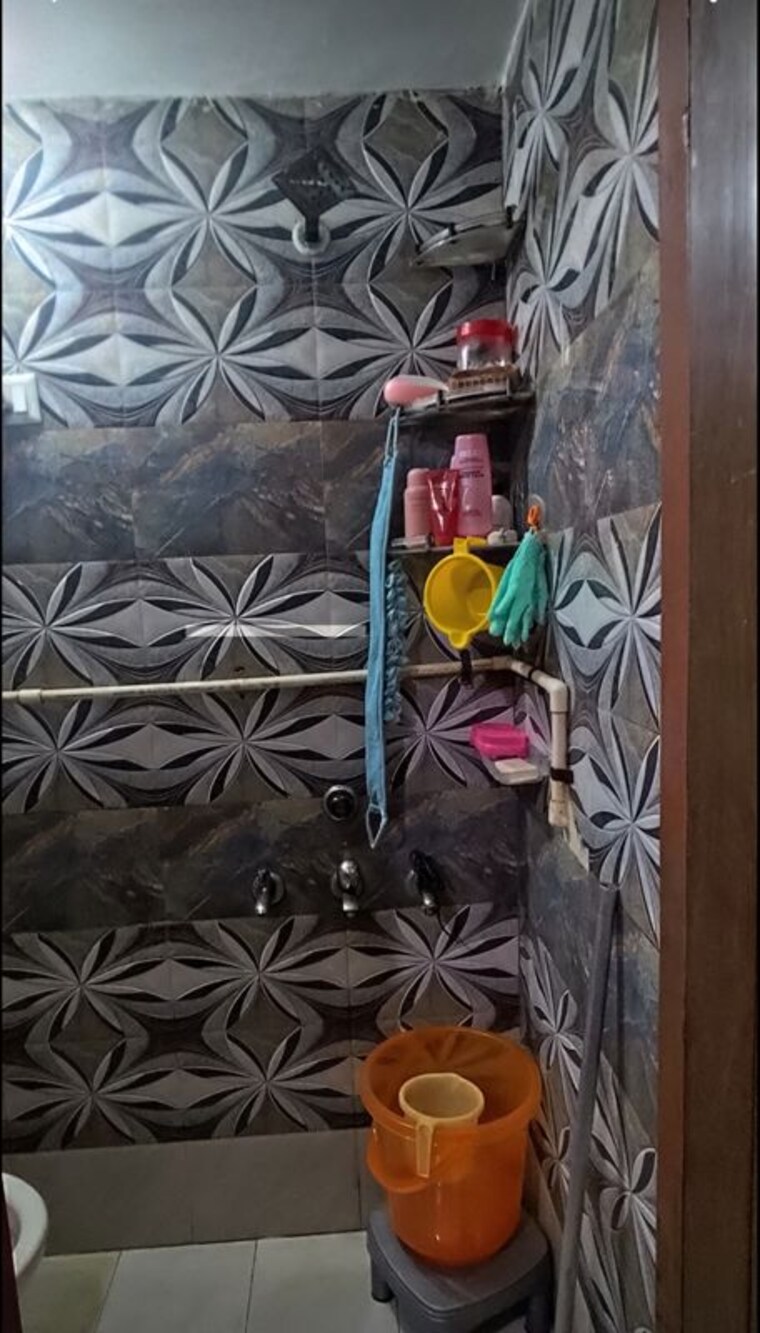 Bathroom, lotus-parkk 1 Bedroom 640 Sq.Ft. Apartment In Surajpur Greater Noida 10705107