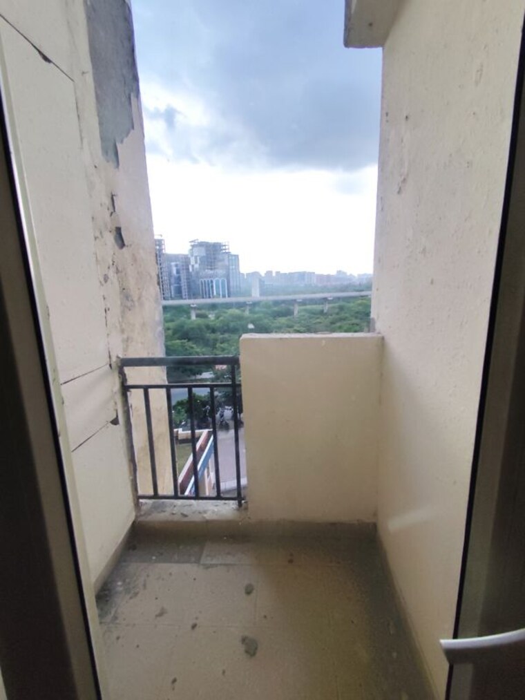 Kitchen, paramount-floraville 3.5 Bedroom 1685 Sq.Ft. Apartment In Sector 137 Noida 10705137