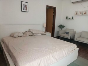 Bedroom in 4 BHK Builder Floor at Sector 21 – for Rent