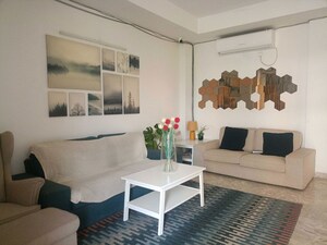 Team Area in 4 BHK Builder Floor at Sector 21 – for Rent