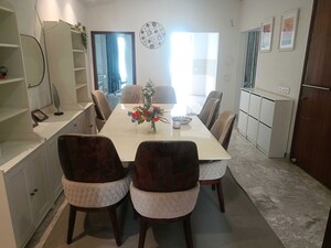 Team Area in 4 BHK Builder Floor at Sector 21 – for Rent