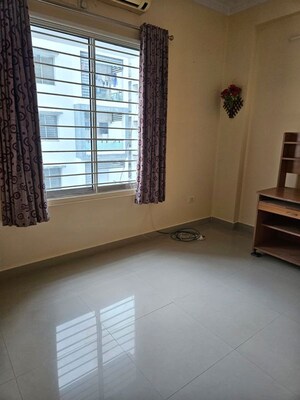 Room in 3 BHK Apartment at Prasanth Nagar – for Rent