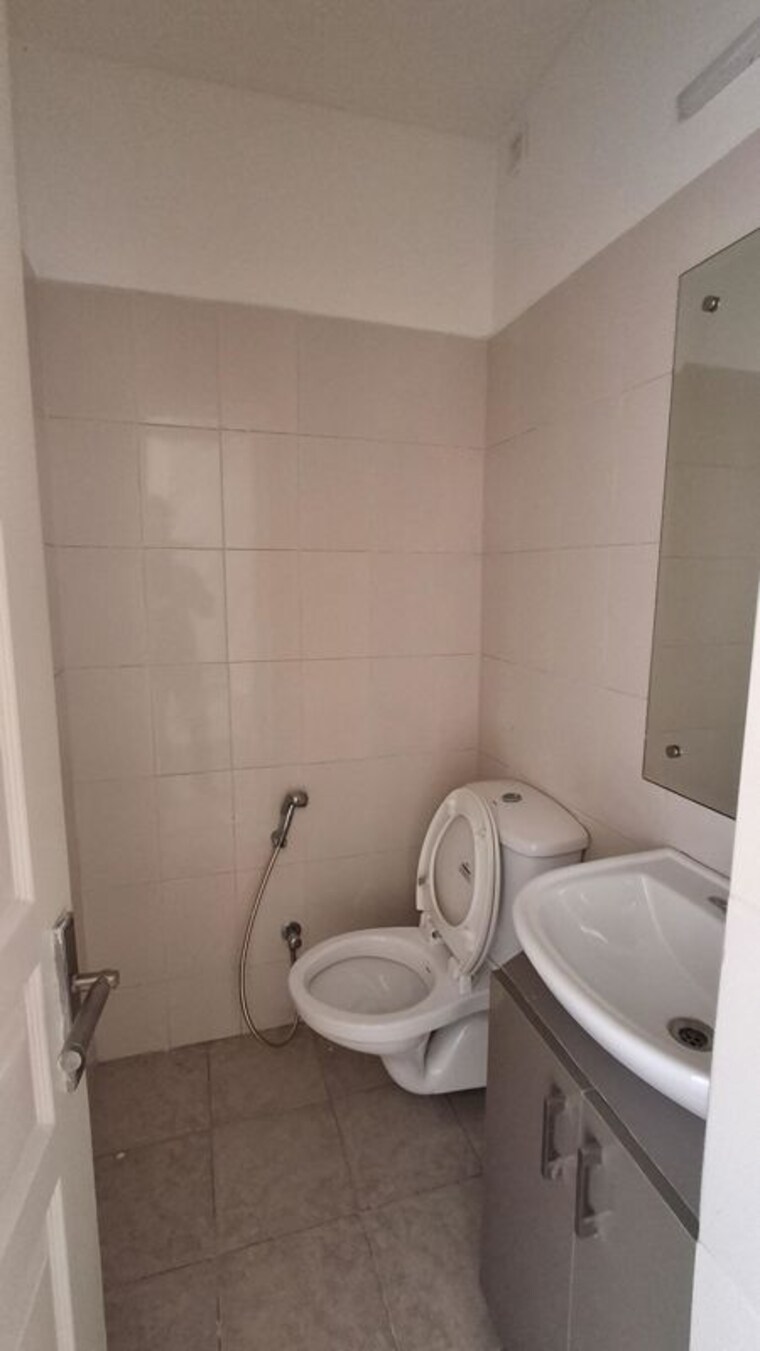 Bathroom, sector 22 4 Bedroom 2150 Sq.Ft. Builder Floor In Sector 22 Gurgaon 10705155