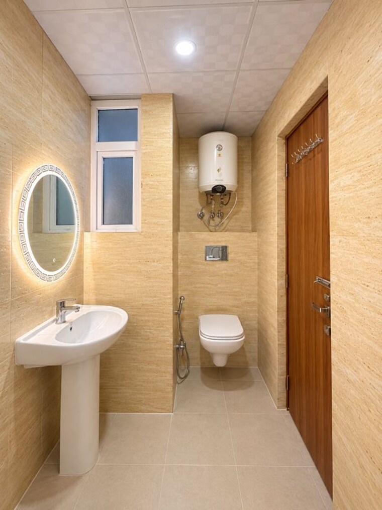 Bathroom, bisrakh jalalpur 3 Bedroom 1450 Sq.Ft. Builder Floor In Bisrakh Jalalpur Greater Noida 10705184