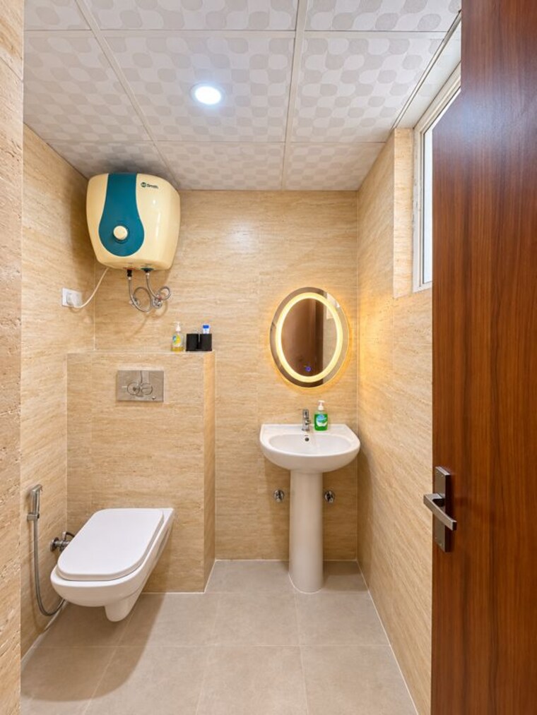 Bathroom, bisrakh jalalpur 3 Bedroom 1450 Sq.Ft. Builder Floor In Bisrakh Jalalpur Greater Noida 10705184