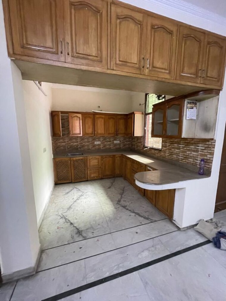 Kitchen, sector 46 2 Bedroom 170 Sq.Yd. Builder Floor In Sector 46 Gurgaon 10705204
