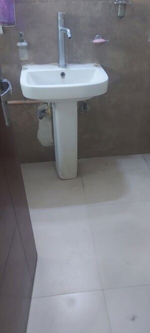 Bathroom in 3.5 BHK Apartment at Patparganj – for Sale