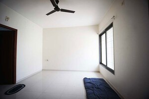 Room in 4 BHK Independent House at Kudasan – for Sale