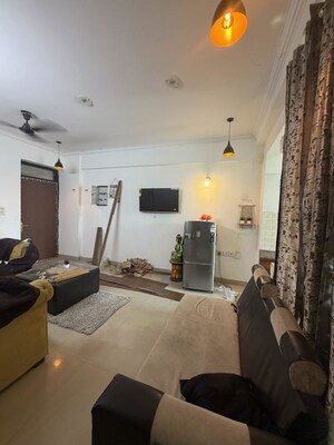 Team Area in 1 BHK Builder Floor at Sector 21 – for Rent