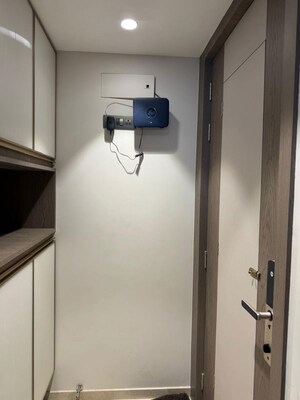 Furnished Amenities in 1 BHK Apartment at Chandak 34 Park Estate, Goregaon West – for Sale