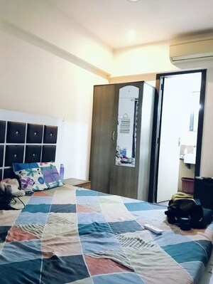 Bedroom in 2 BHK Apartment at K Raheja Heights, Malad East – for Rent