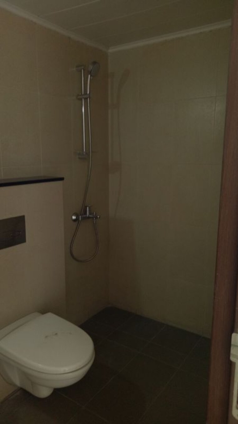 Bathroom, mahindra-antheia 1 Bedroom 461 Sq.Ft. Apartment In Pimpri Pune 10705270