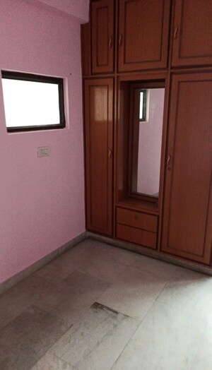 Room in 2 BHK Apartment at Sri Sairam Manor, Sri Nagar Colony – for Rent