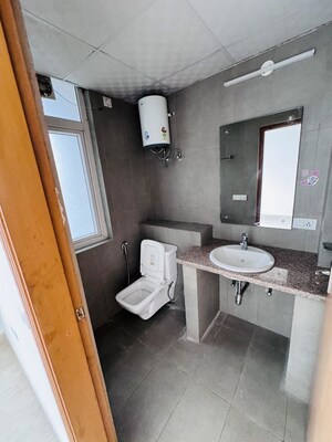 Kitchen in 1 BHK Builder Floor at Sector 23 – for Rent