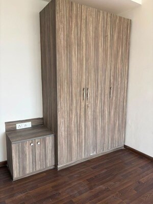 Bedroom in 1 BHK Builder Floor at Sector 21 – for Rent