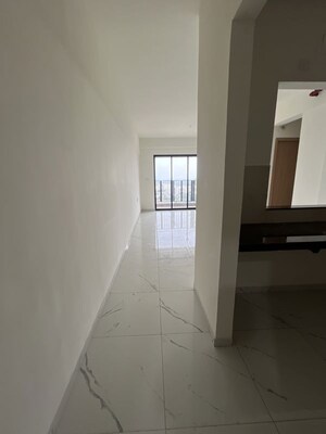 Room in 2 BHK Apartment at Mahindra Nestalgia, Pimpri – for Rent