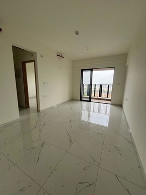 Room in 2 BHK Apartment at Mahindra Nestalgia, Pimpri – for Rent