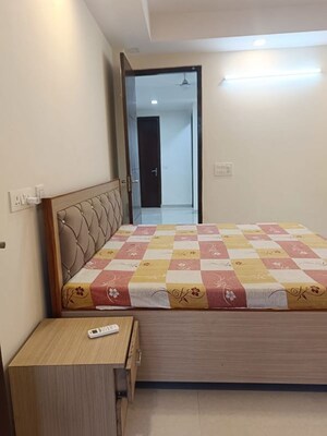 Bedroom in 3 BHK Builder Floor at Sector 43 – for Rent