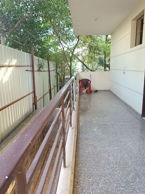 Balcony in 3 BHK Builder Floor at Sector 43 – for Rent