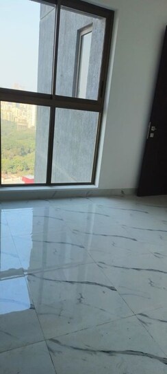 2 BHK Apartment For Rent in Raymond Ten X Habitat