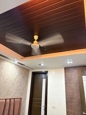 Furnished Amenities in 3 BHK Builder Floor at Greater Kailash I – for Rent