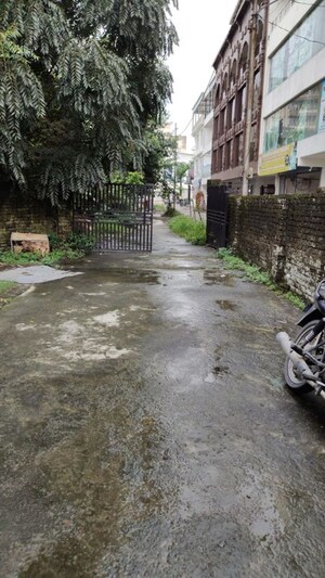  Warehouse For Rent in Banjarawala