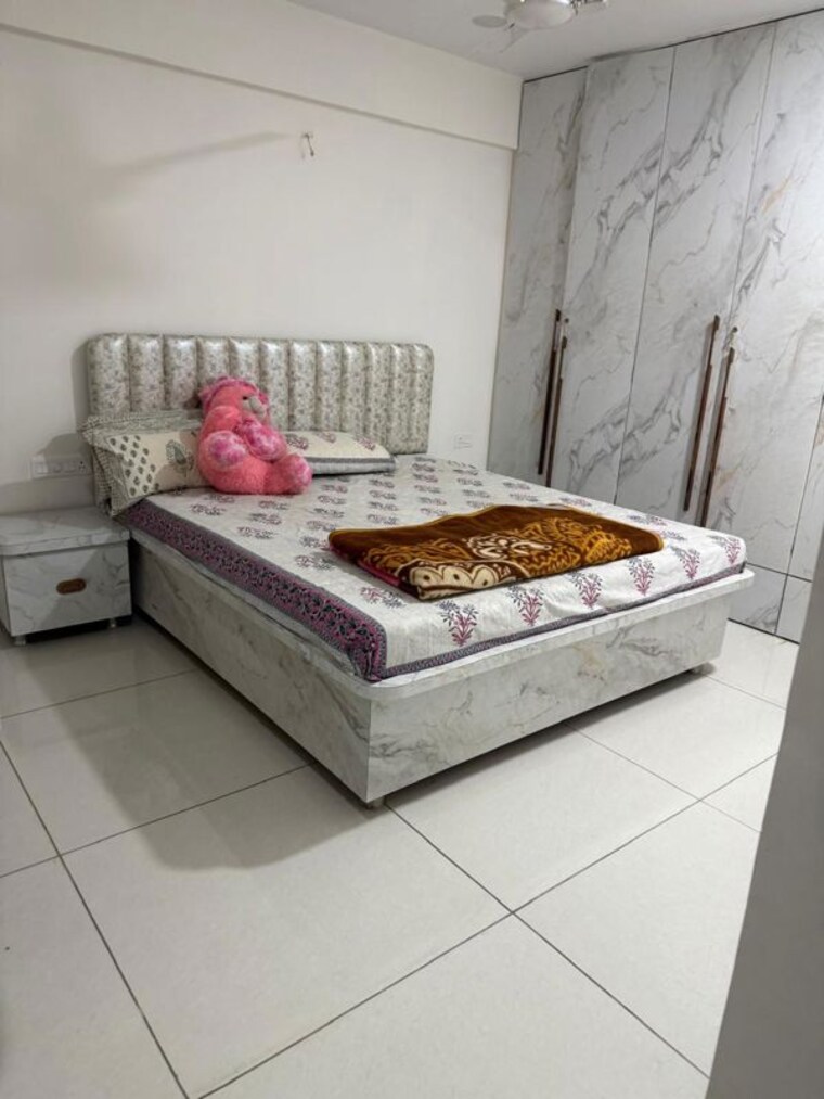 Bedroom, shilp-paradise Commercial Office Space 3380 Sq.Ft. In Bodakdev Ahmedabad 10705337