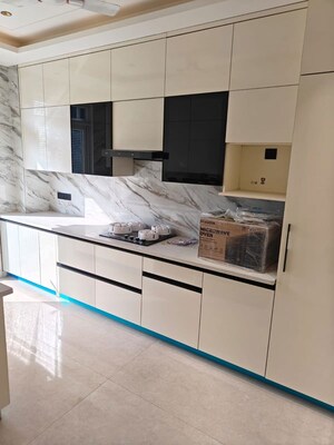 Kitchen in 4 BHK Apartment at Vipul World Floors, Sector 48 – for Rent
