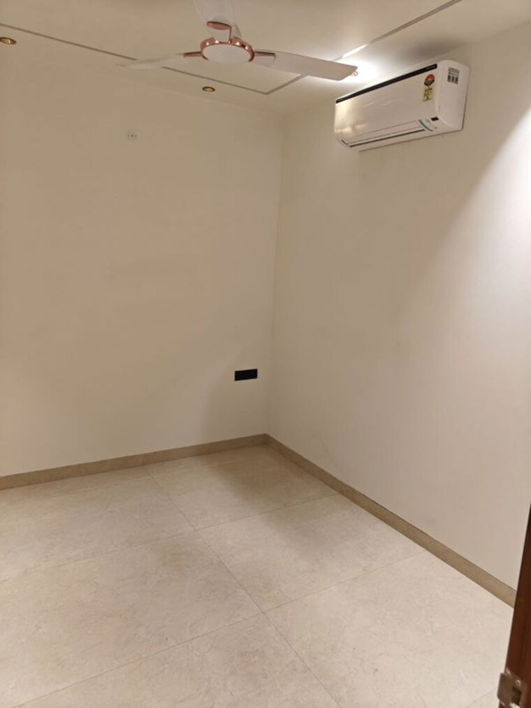 Room, vipul-world-floors 4 Bedroom 2700 Sq.Ft. Apartment In Sector 48 Gurgaon 10705382