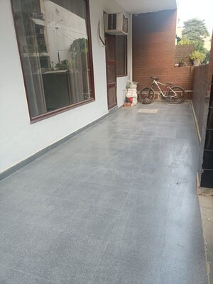 Balcony in 3 BHK Builder Floor at SS Mayfield Gardens, Sector 51 – for Rent