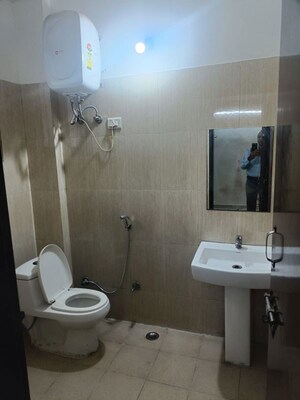 Bathroom in 3 BHK Builder Floor at SS Mayfield Gardens, Sector 51 – for Rent