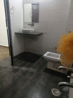 Washroom in 3 BHK Builder Floor at SS Mayfield Gardens, Sector 51 – for Rent