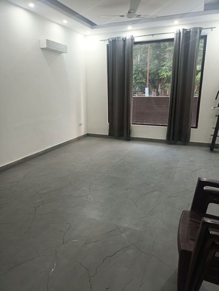 Hall, ss-mayfield-gardens 3 Bedroom 1450 Sq.Ft. Builder Floor In Sector 51 Gurgaon 10705380