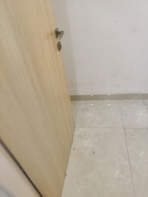 Team Area in  Showroom at Defence Colony – for Rent