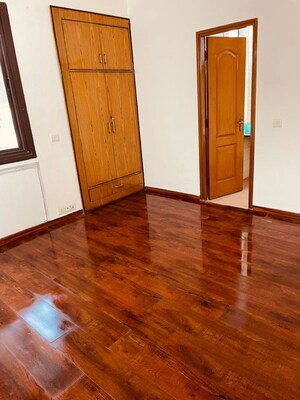 3 BHK Builder Floor For Rent in Unitech South City II, Sector 50
