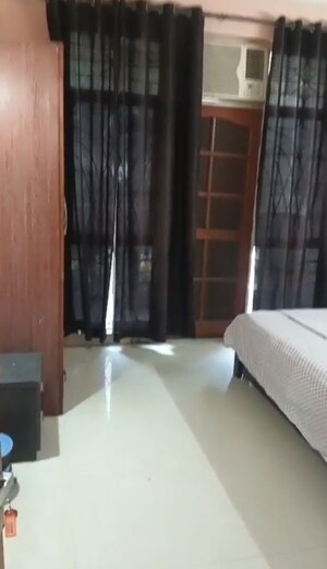Bedroom in 3 BHK Apartment at Parsvnath Green Ville, Sector 48 – for Rent