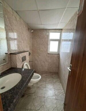 Bathroom in 3 BHK Apartment at Experion Capital, Gomti Nagar – for Rent