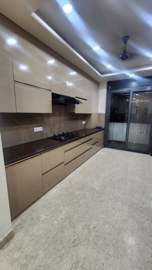 Kitchen in 3 BHK Builder Floor at Uppal Southend, Sector 49 – for Rent
